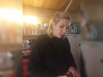 Katriona  live sex cam