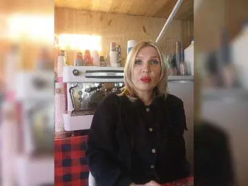 Katriona  live sex cam