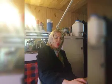 Katriona  live sex cam
