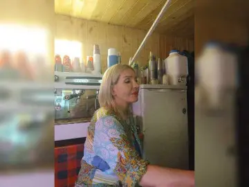 Katriona  live sex cam