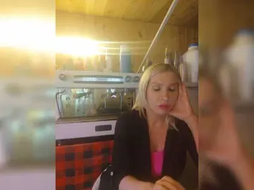 Katriona  live sex cam