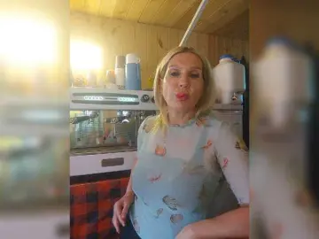 Katriona  live sex cam