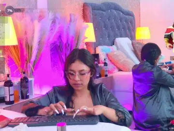 LiaTeylor  live sex cam