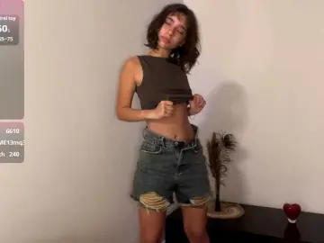 EvonneHeally  live sex cam