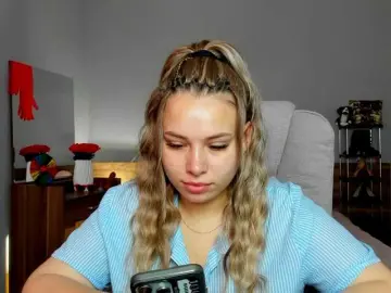 PolnuiFarsh  live sex cam
