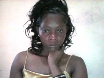 PrettyAlianah  live sex cam