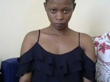 PrettyAlianah  live sex cam