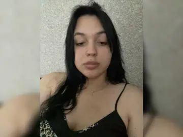 Bettie-Toni  live sex cam