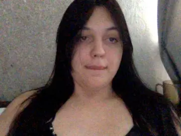 Bettie-Toni  live sex cam
