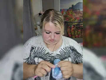Cute-Baby  live sex cam