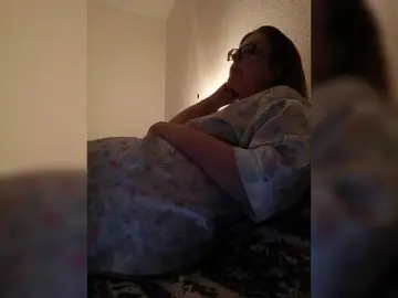 HelenBerg  live sex cam