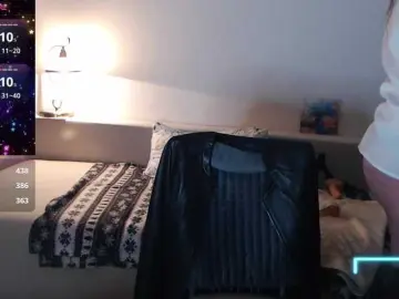 HelenBerg  live sex cam