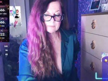 HelenBerg  live sex cam