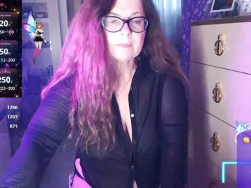 HelenBerg  live sex cam