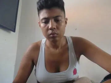 KATIUKA-32  live sex cam