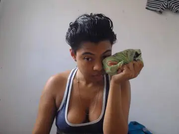 KATIUKA-32  live sex cam