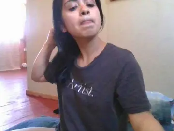 LatinaFit  live sex cam