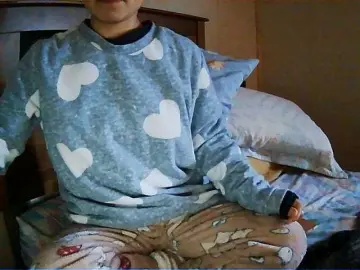 LatinaFit  live sex cam