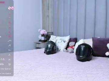 SeikoSwan  live sex cam