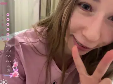 Unar-kss  live sex cam