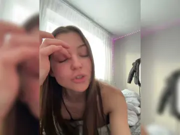 Creamys  live sex cam