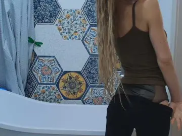 Ladayy  live sex cam