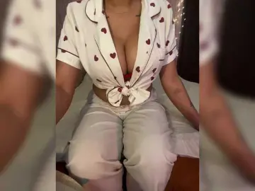 Lollypopp505  live sex cam