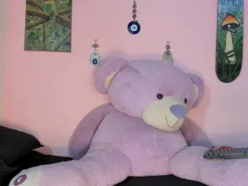 Maddyjhonsson  live sex cam