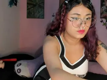 Maddyjhonsson  live sex cam