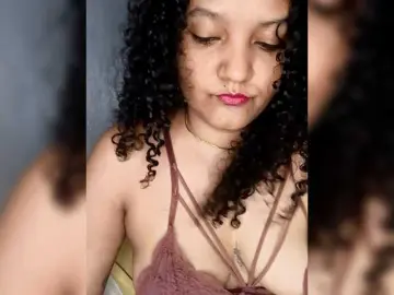 Monica-3  live sex cam