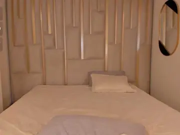 PaulineSanz  live sex cam