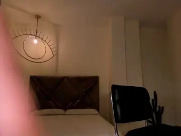 PaulineSanz  live sex cam