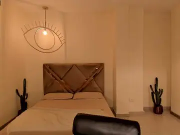 PaulineSanz  live sex cam