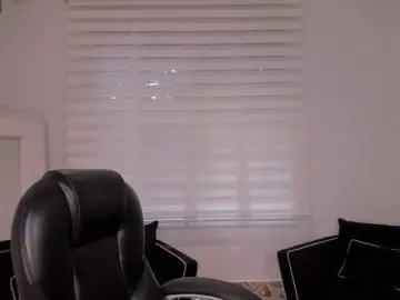 PaulineSanz  live sex cam