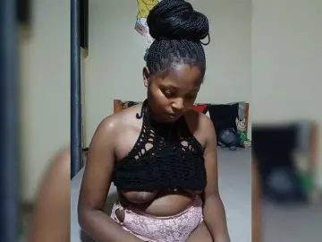 Kishacali  live sex cam