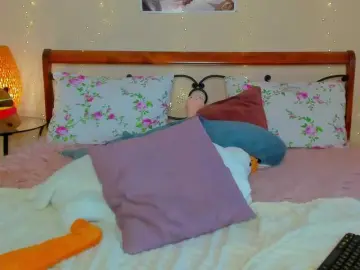 Miya-soft  live sex cam