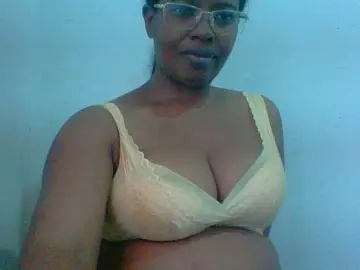 Edwiga  live sex cam