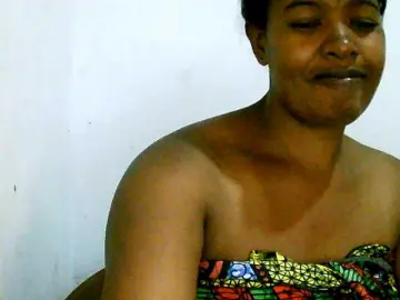 Edwiga  live sex cam