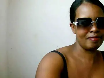 Edwiga  live sex cam