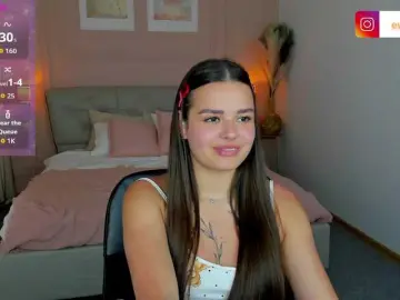 EvaRaider  live sex cam