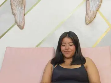 Luna-cruz  live sex cam