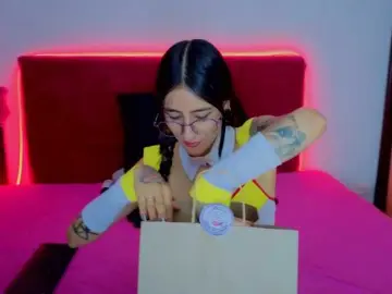 MissVeronicaW  live sex cam