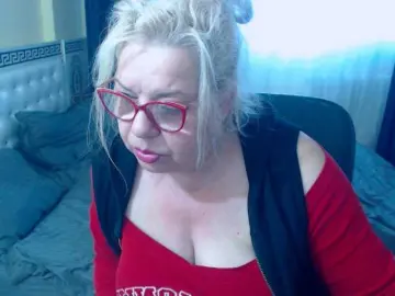 SonyaHotMilf  live sex cam