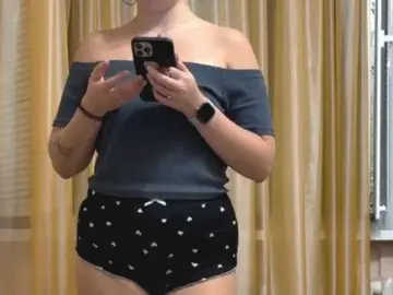 Gulinight  live sex cam