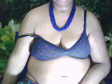 Sexycharu  live sex cam