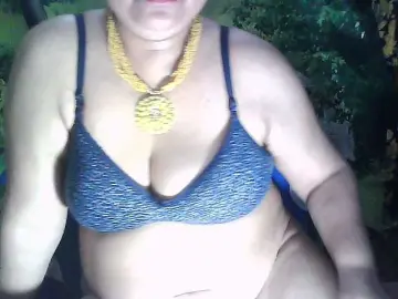 Sexycharu  live sex cam