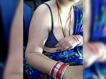 Sexycharu  live sex cam