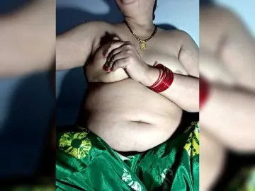 Sexycharu  live sex cam