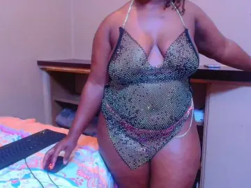 Sexychocolatbox10  live sex cam