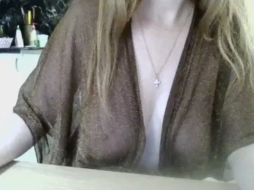 ErnaBernice  live sex cam